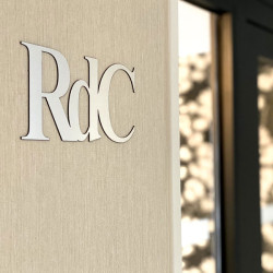 Lettres découpées laser : RDC