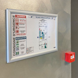 Plan d'évacuation avec cadre aluminium