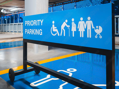 signalétique parking fauteuil roulant pmr