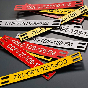 Etiquettes de câbles